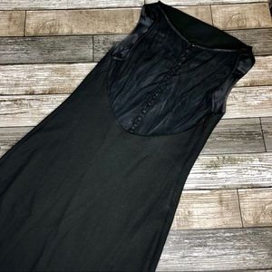 Formal Black Dress: Timeless!